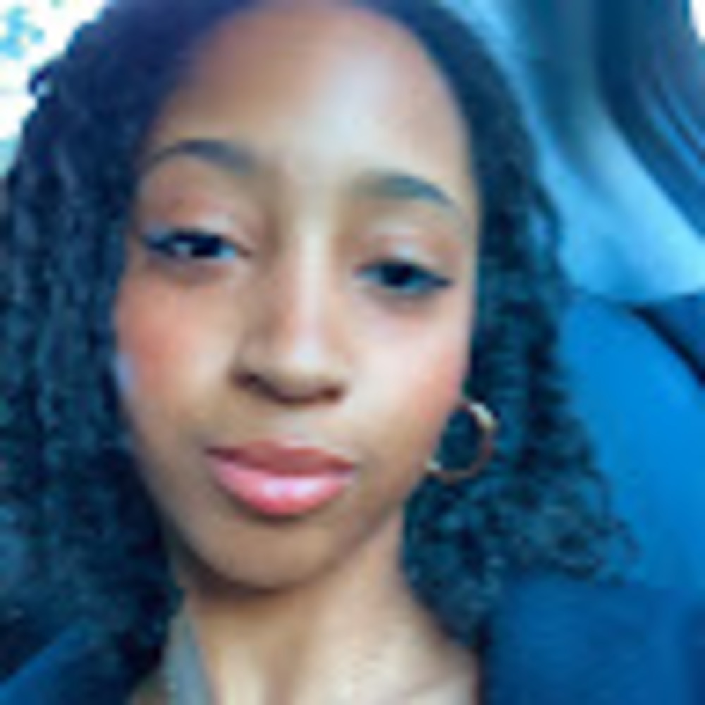 Meet your Posher, Bella